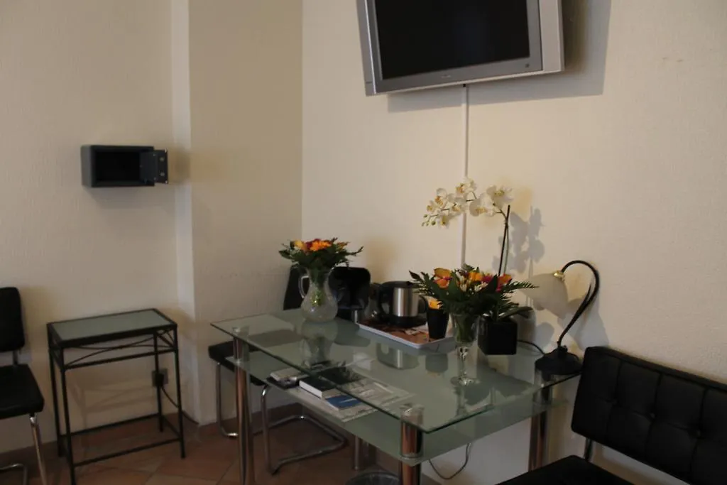 Hotel Müller Köln 3*,